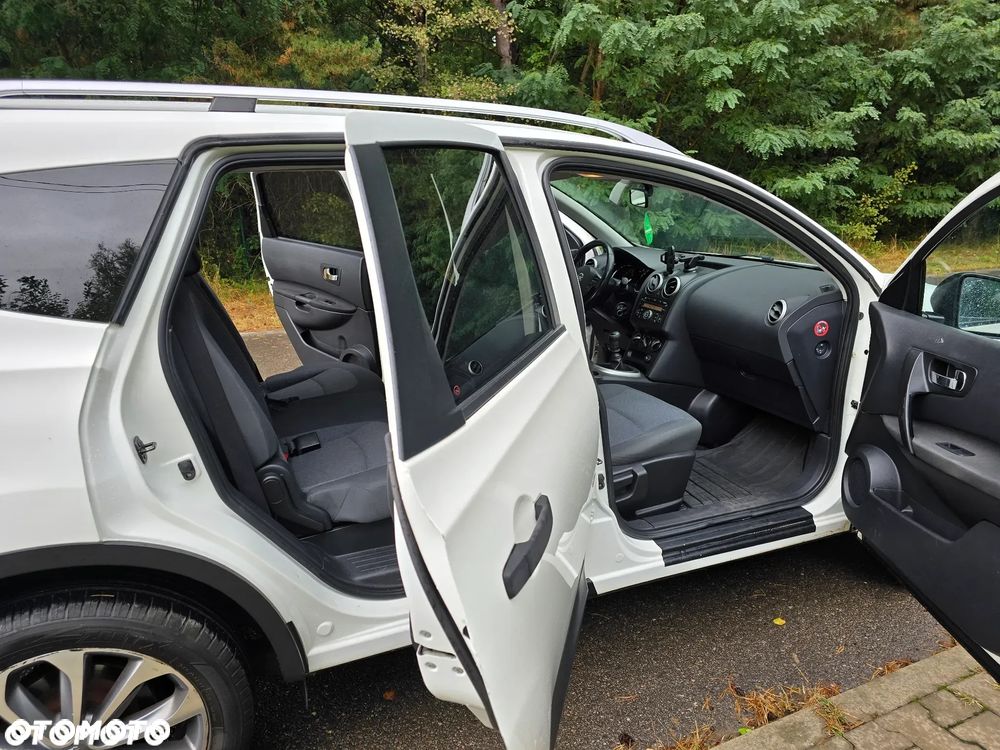 Nissan Qashqai+2 2.0 Acenta - 17