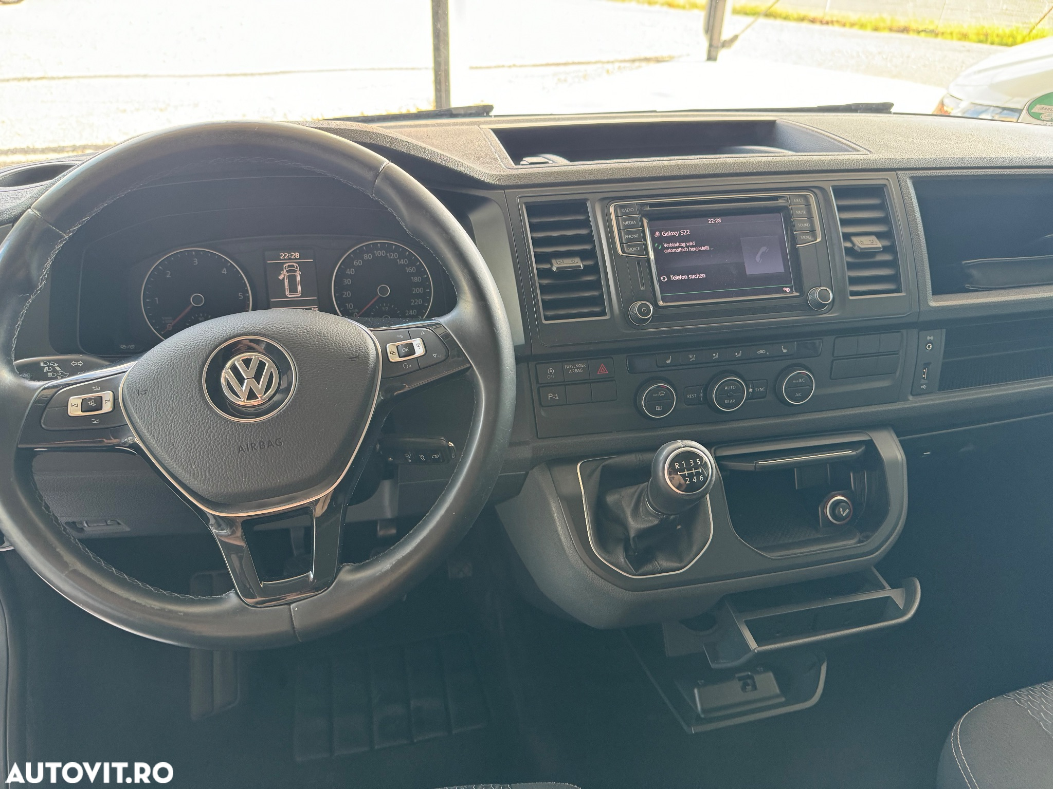 Volkswagen Multivan - 8