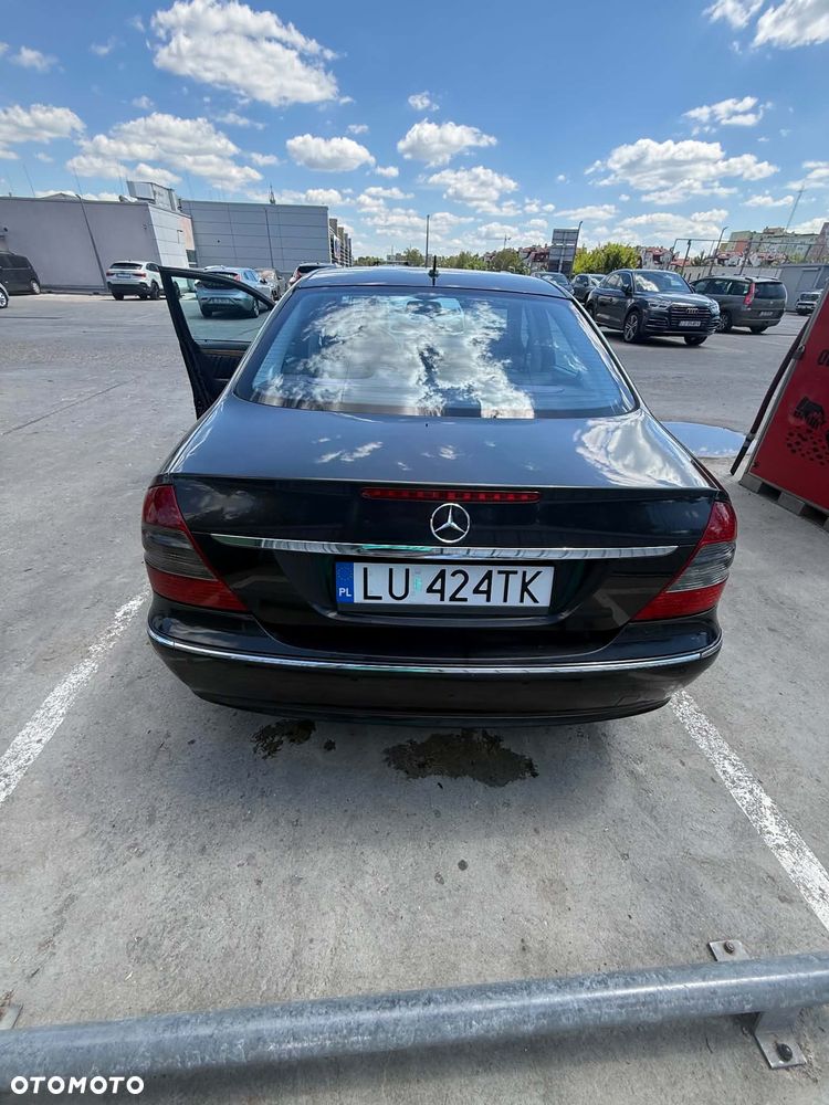 Mercedes-Benz E-Class 2007 photo 3