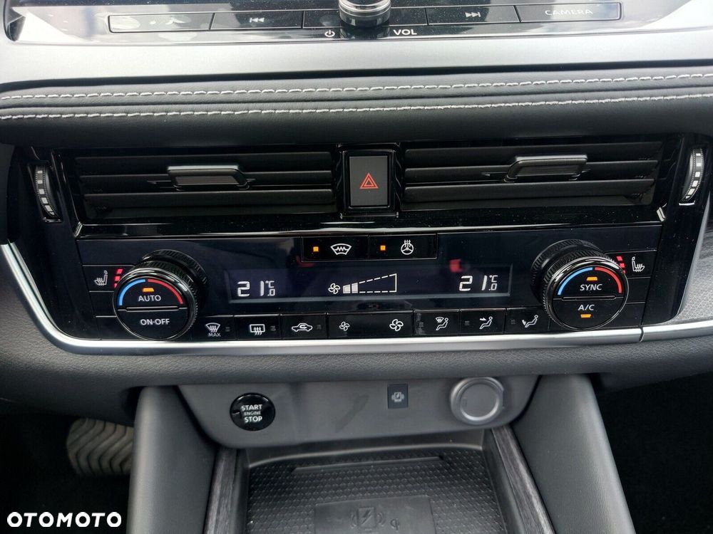 Nissan Qashqai 1.3 DIG-T MHEV Xtronic Tekna - 22