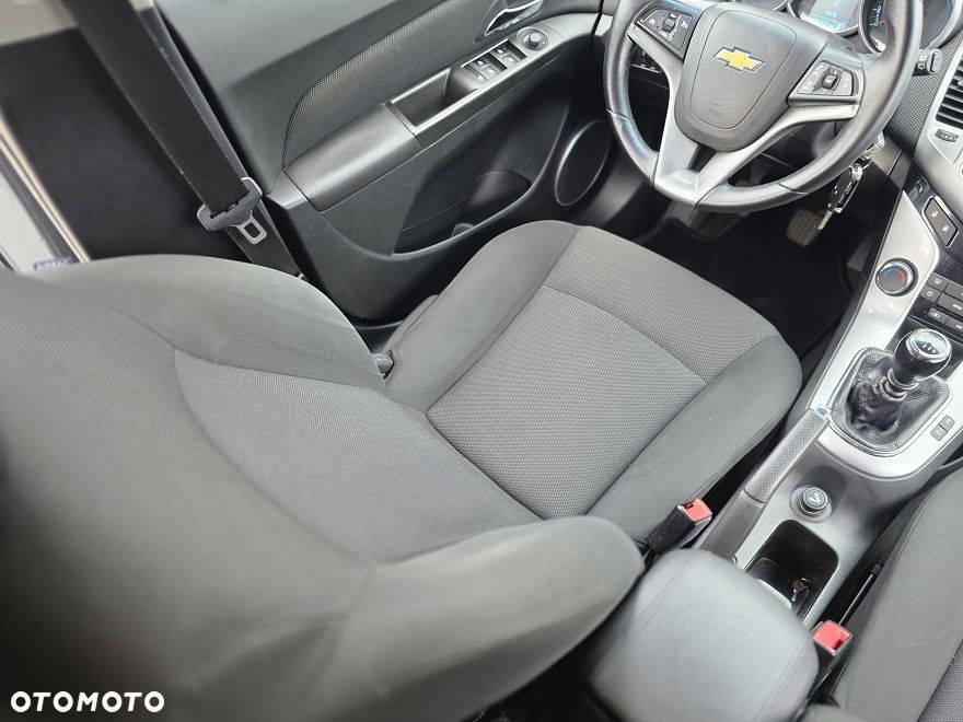 Chevrolet Cruze 1.4T LT+ - 23