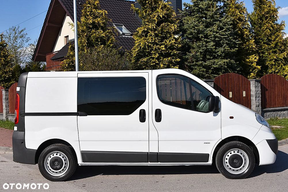 Opel Vivaro - 9