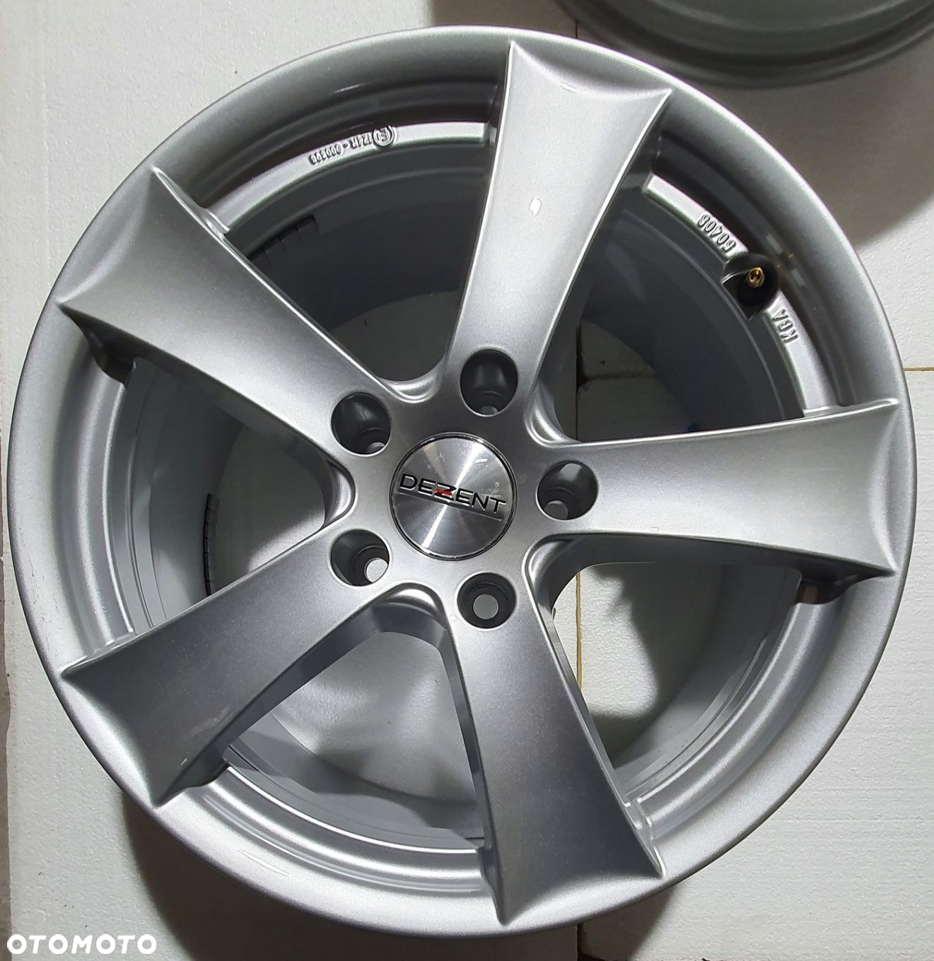 BMW MINI DEZENT 17" 5x120x72,6 ET43 NF4 - 5