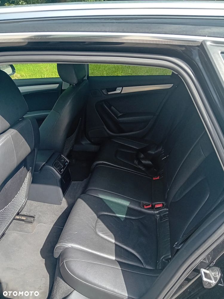 Audi A4 Avant - 10
