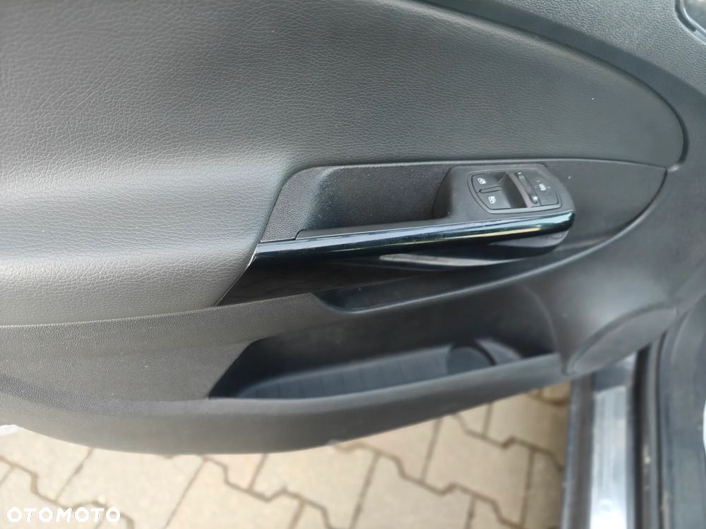 Opel Corsa 1.4 16V Innovation 110 Jahre - 17