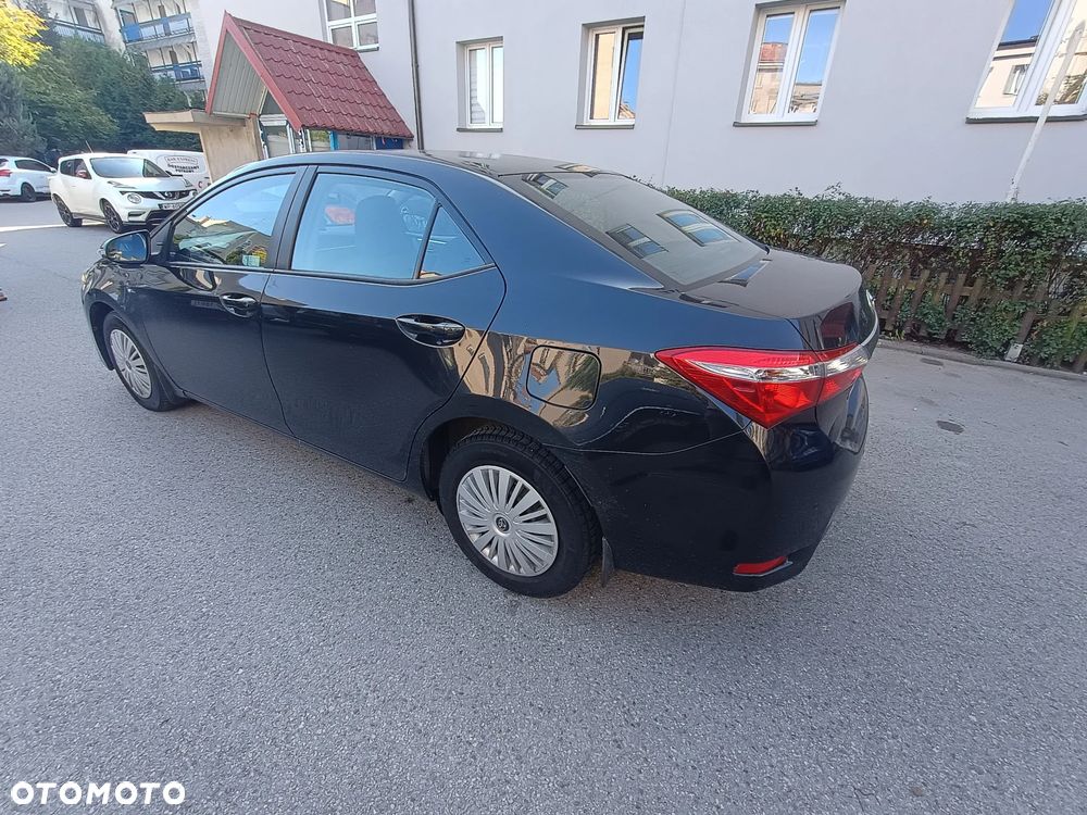 Toyota Corolla - 7