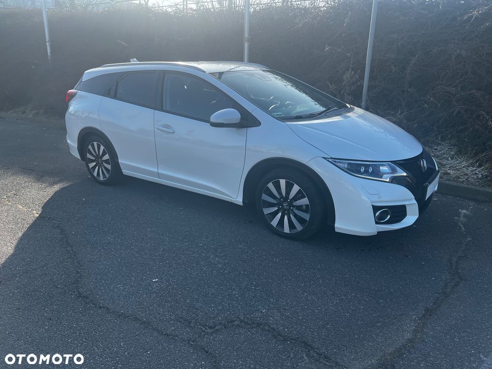 Honda Civic 1.8 Lifestyle (ADAS / Connect+) - 6