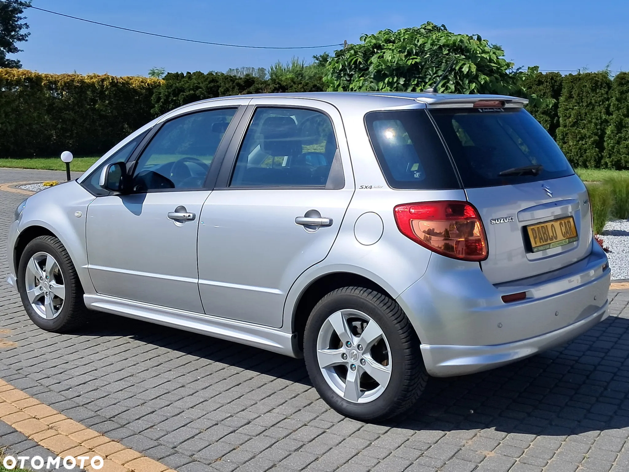 Suzuki SX4 1.6 Comfort Plus - 8