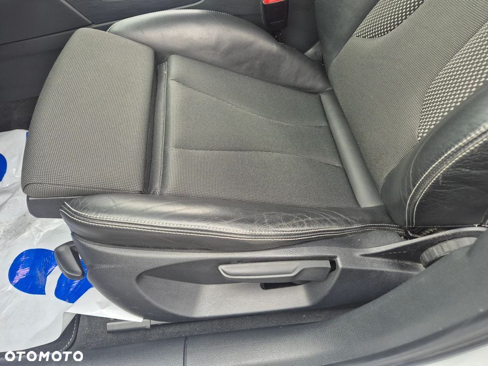 Audi A3 Sportback 2.0 TDI S tronic S line Sportpaket - 15