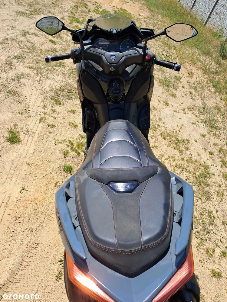 Yamaha X-max - 4