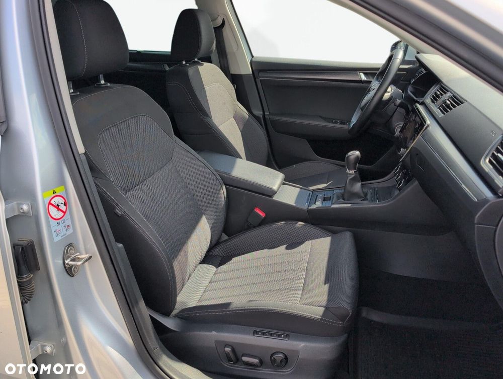 Skoda Superb 2.0 TDI SCR Style - 18