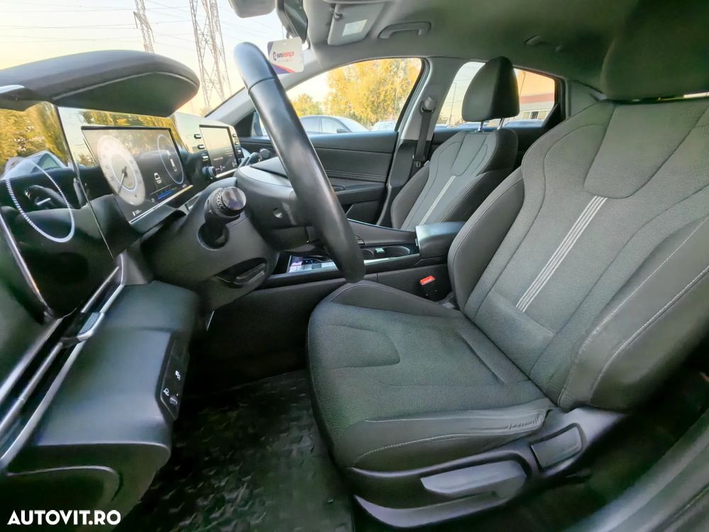 Hyundai Elantra 1.6 l 123 CP CVT Exclusive - 15