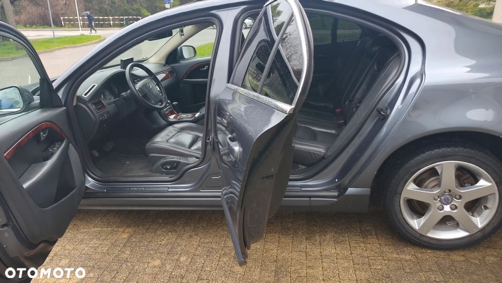 Volvo S80 2.4D5 Executive - 24