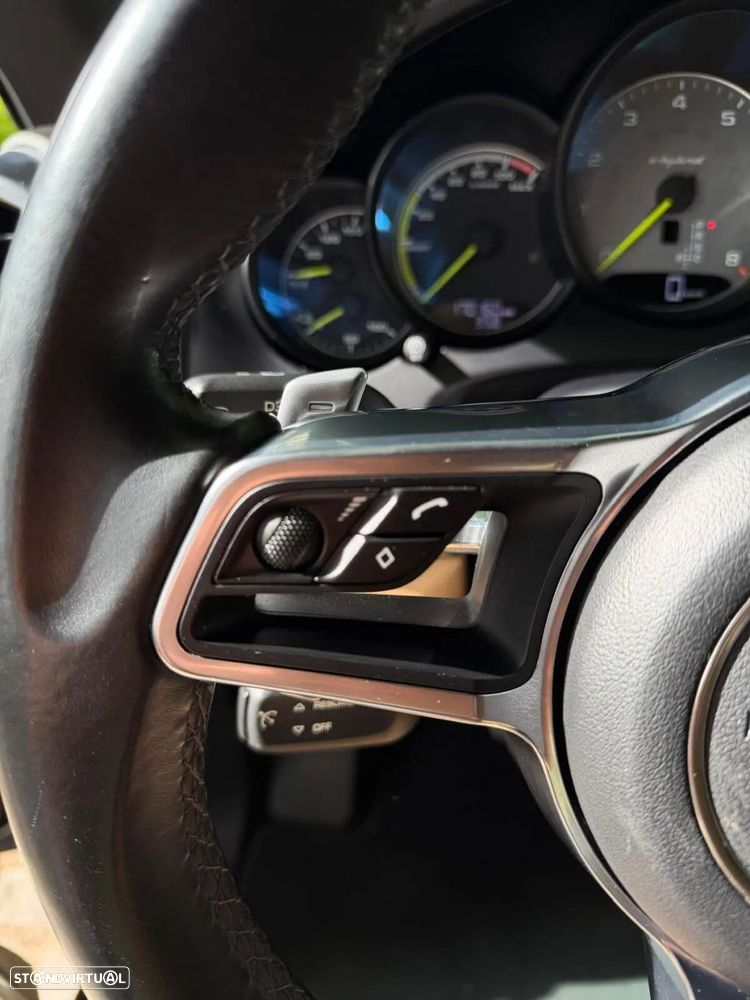 Porsche Cayenne S E-Hybrid Platinum Edition - 24