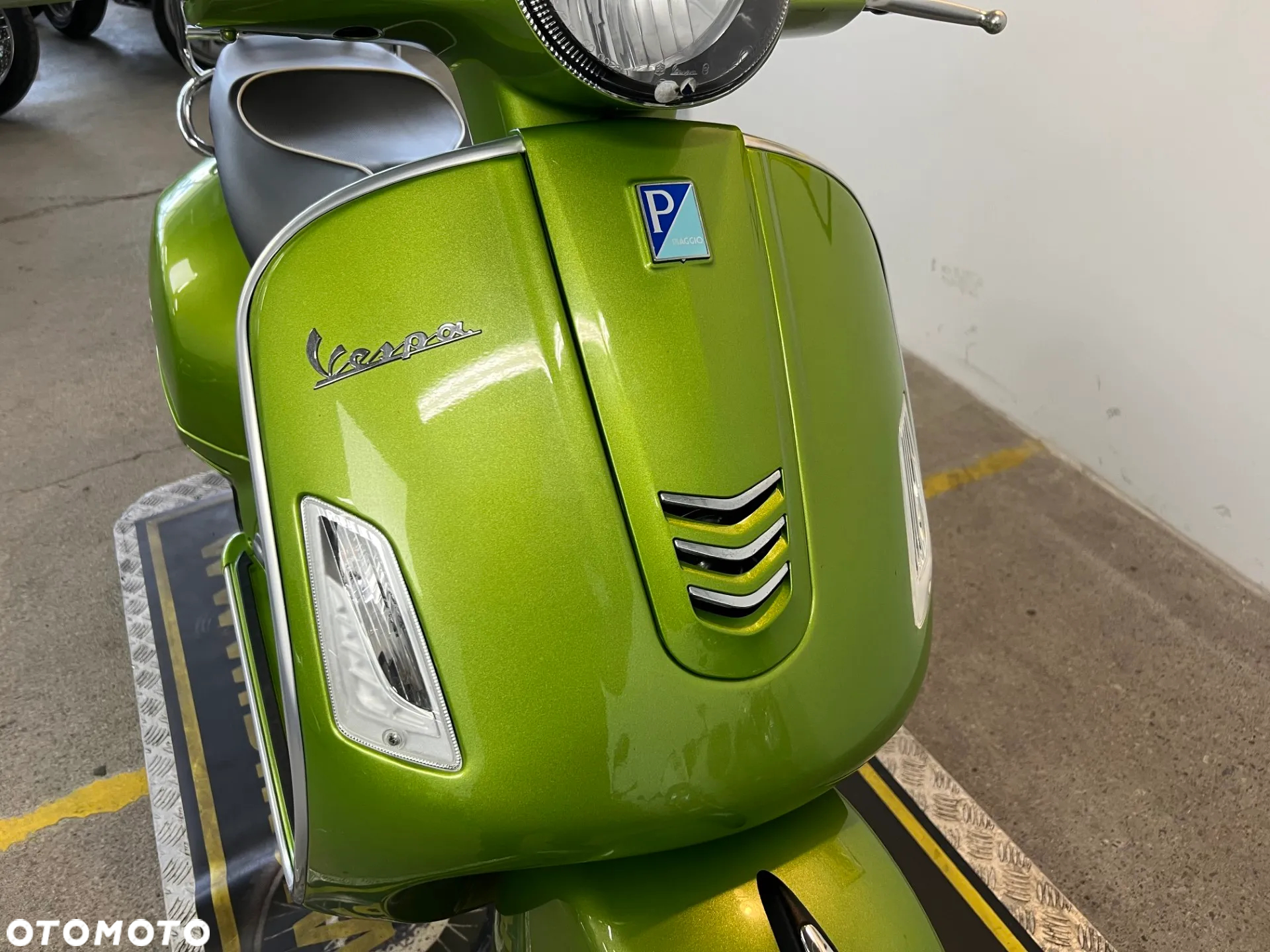 Vespa GTS - 7