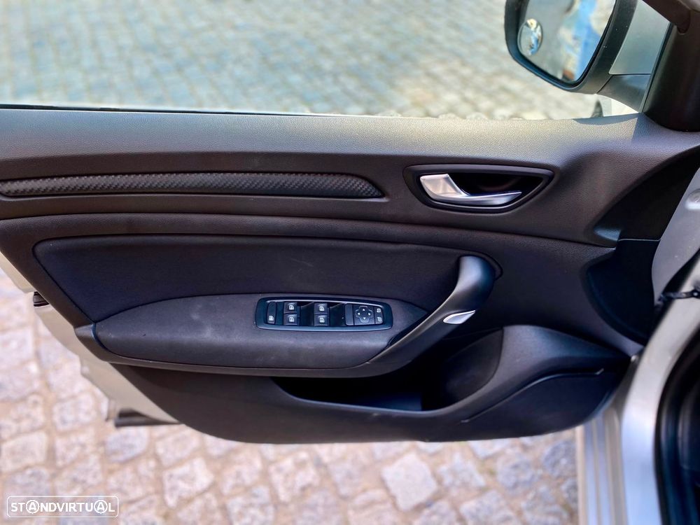 Renault Mégane Sport Tourer 1.5 dCi Comfort SS - 11