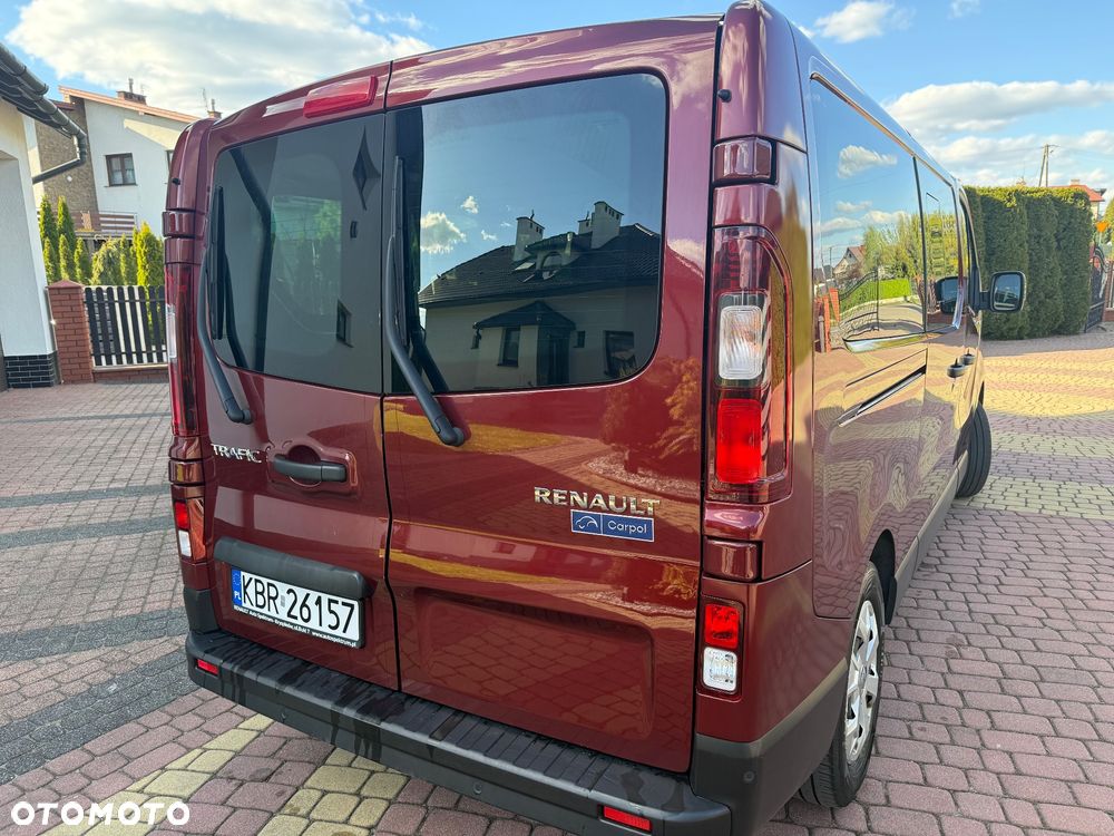 Renault Trafic 2.0 dCi - 8