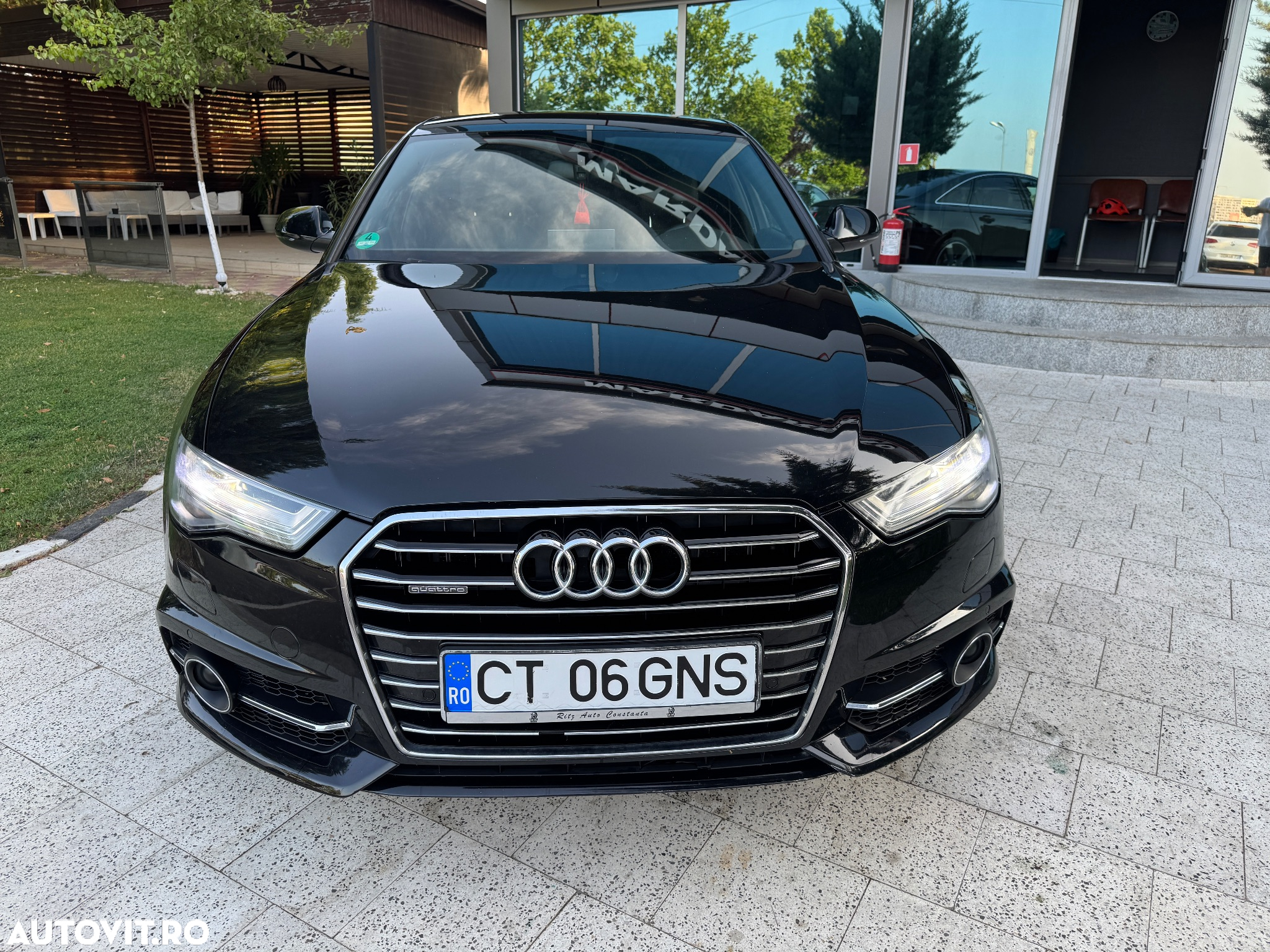 Audi A6 Avant 3.0 TDI quattro S tronic - 32