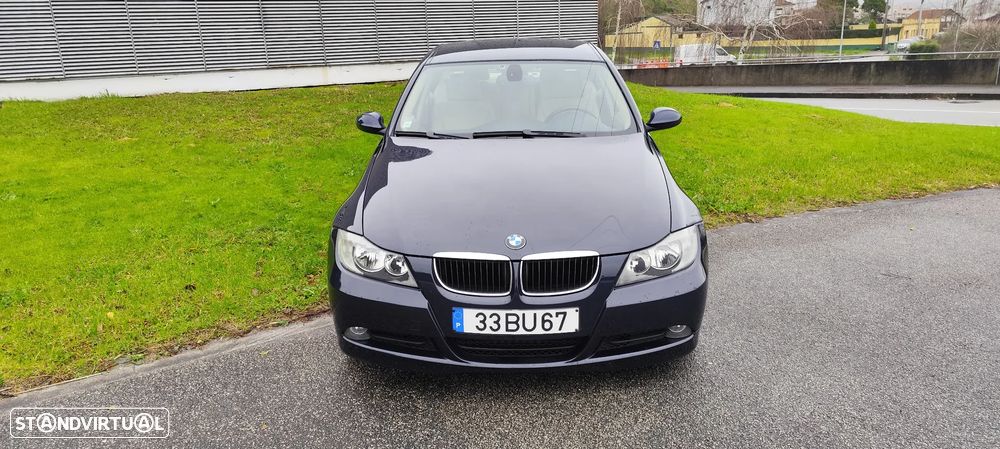 BMW 318 d - 2