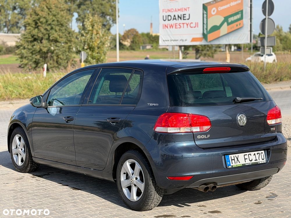 Volkswagen Golf - 4