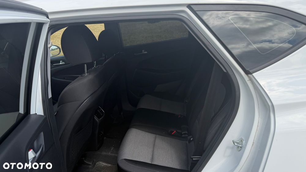 Hyundai Tucson - 24