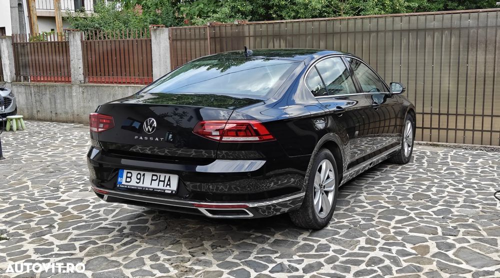 Volkswagen Passat 2.0 TDI DSG Highline - 3