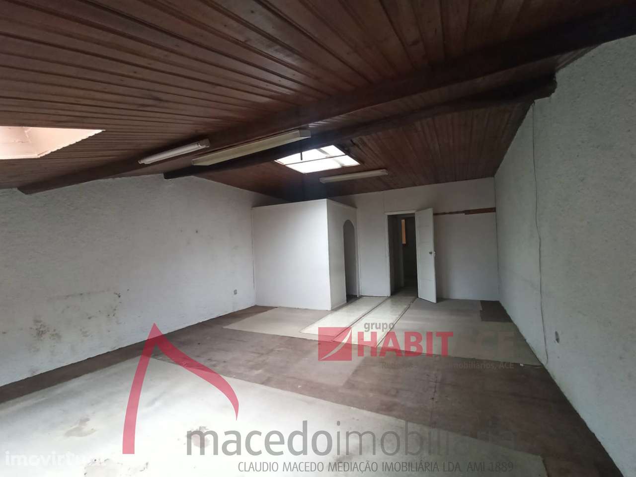 Escritorio na Avenida Central - Grande imagem: 2/11