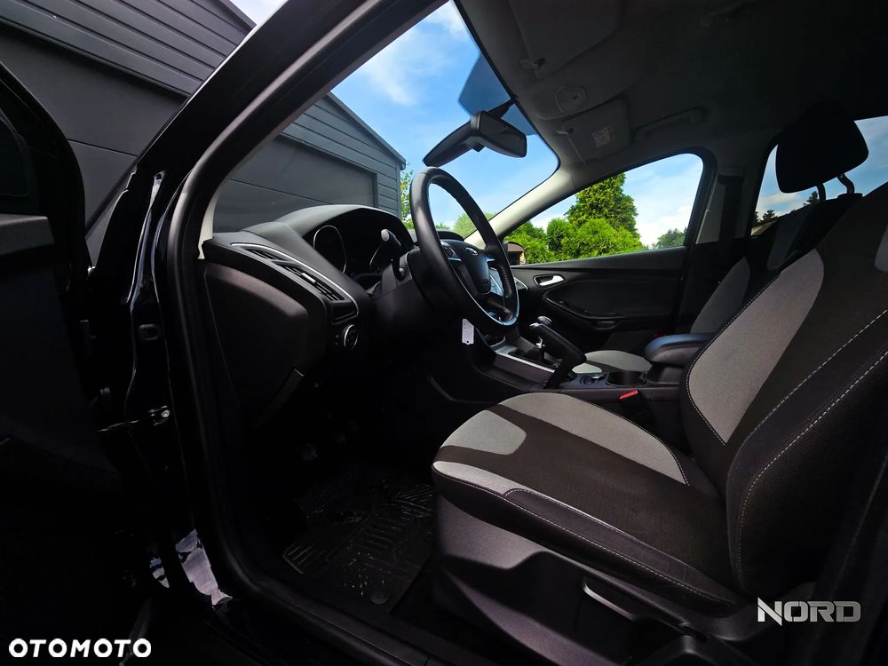 Ford Focus 1.0 EcoBoost STart-Stopp-System TITANIUM - 12