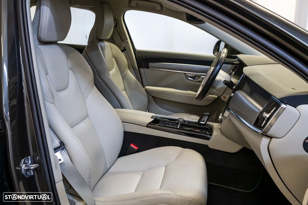 Volvo V90 T8 Recharge AWD Geartronic Inscription Expression - 19