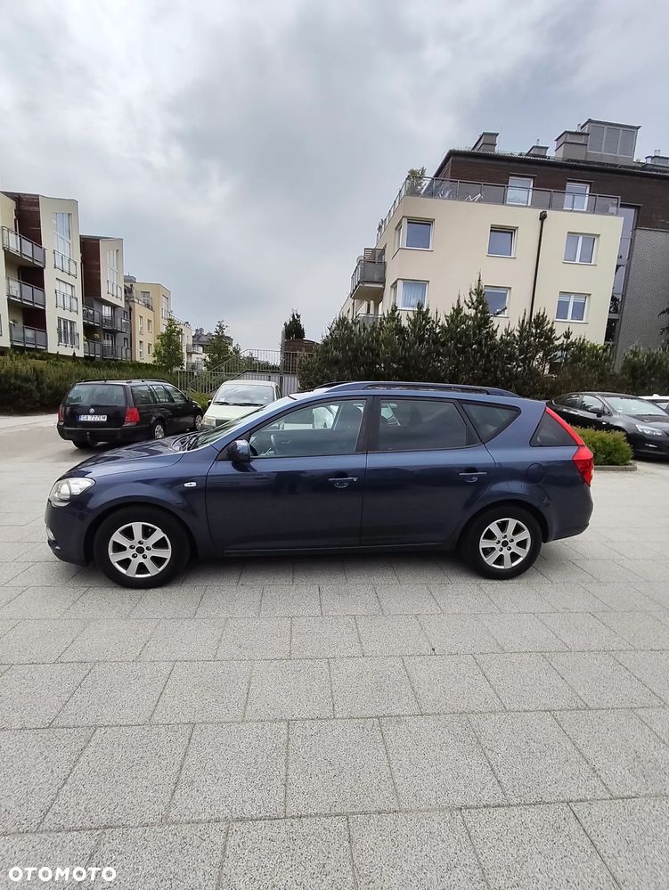 Kia Ceed 1.6 Crdi Comfort + - 3