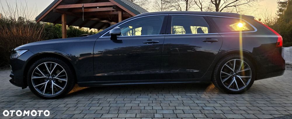 Volvo V90 D4 Geartronic Momentum Pro - 20