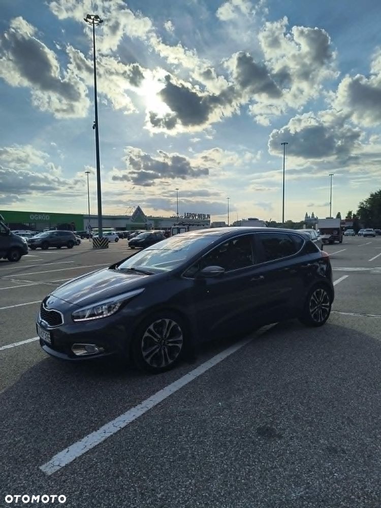 Kia Ceed 1.6 GDI L DCT - 4