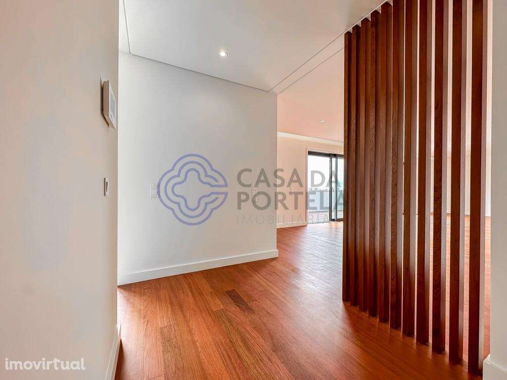 Apartamento penthouse T4 para arrendamento em Matosinhos Sul - Grande imagem: 4/35