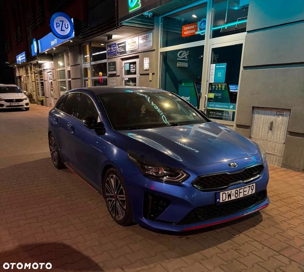 Kia ProCeed - 12