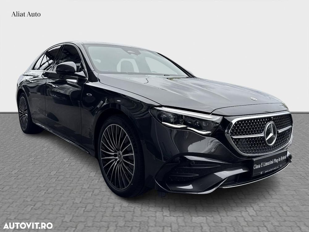 Mercedes-Benz E 300 4MATIC Aut. - 2