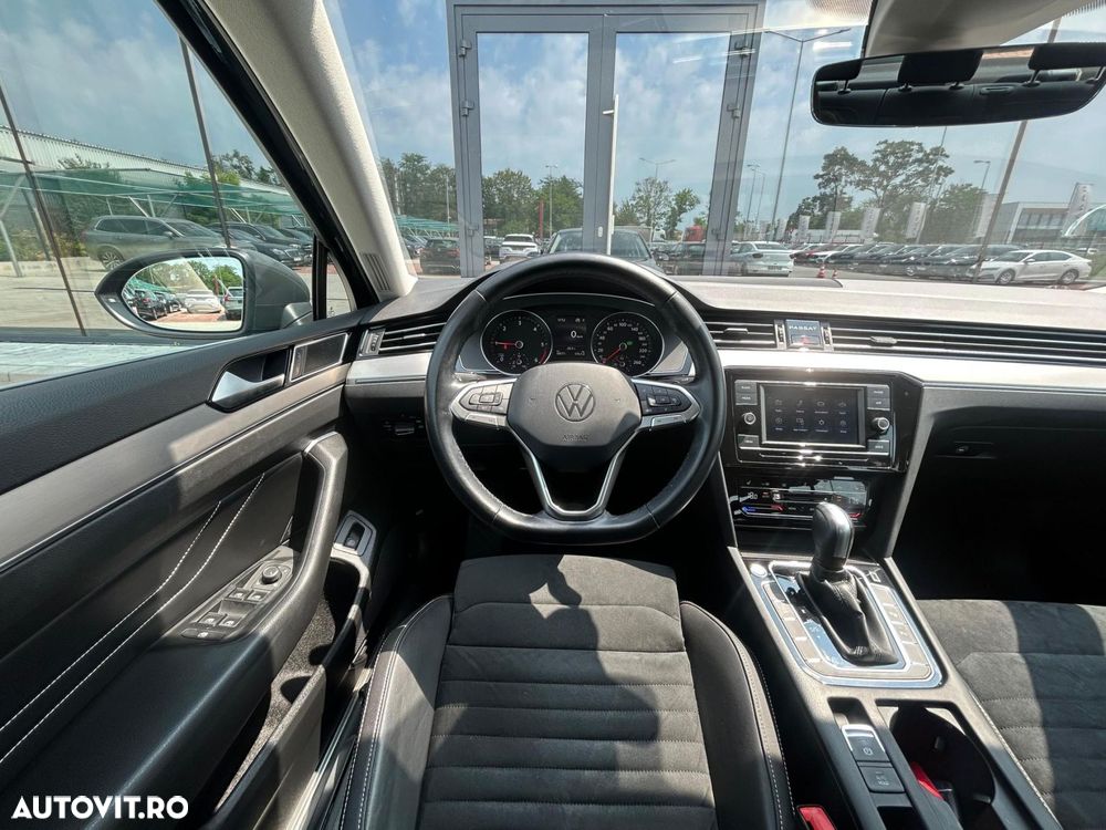 Volkswagen Passat 2.0 TDI DSG Highline - 11