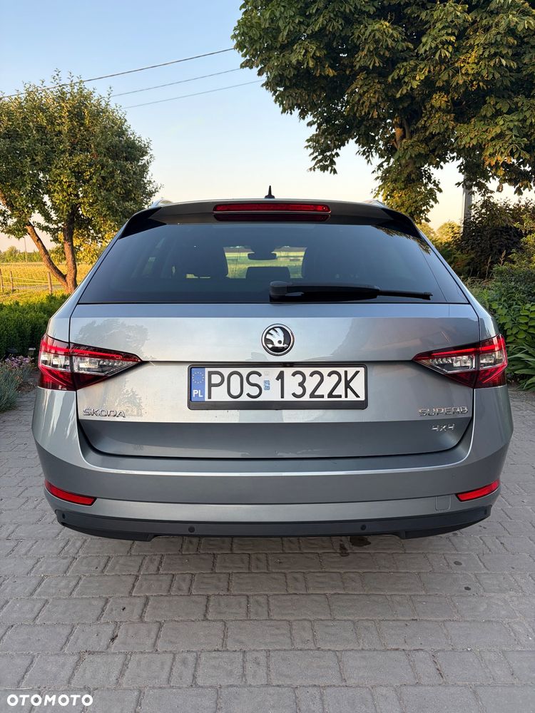 Skoda Superb 2.0 TDI 4x4 DSG L&K - 3