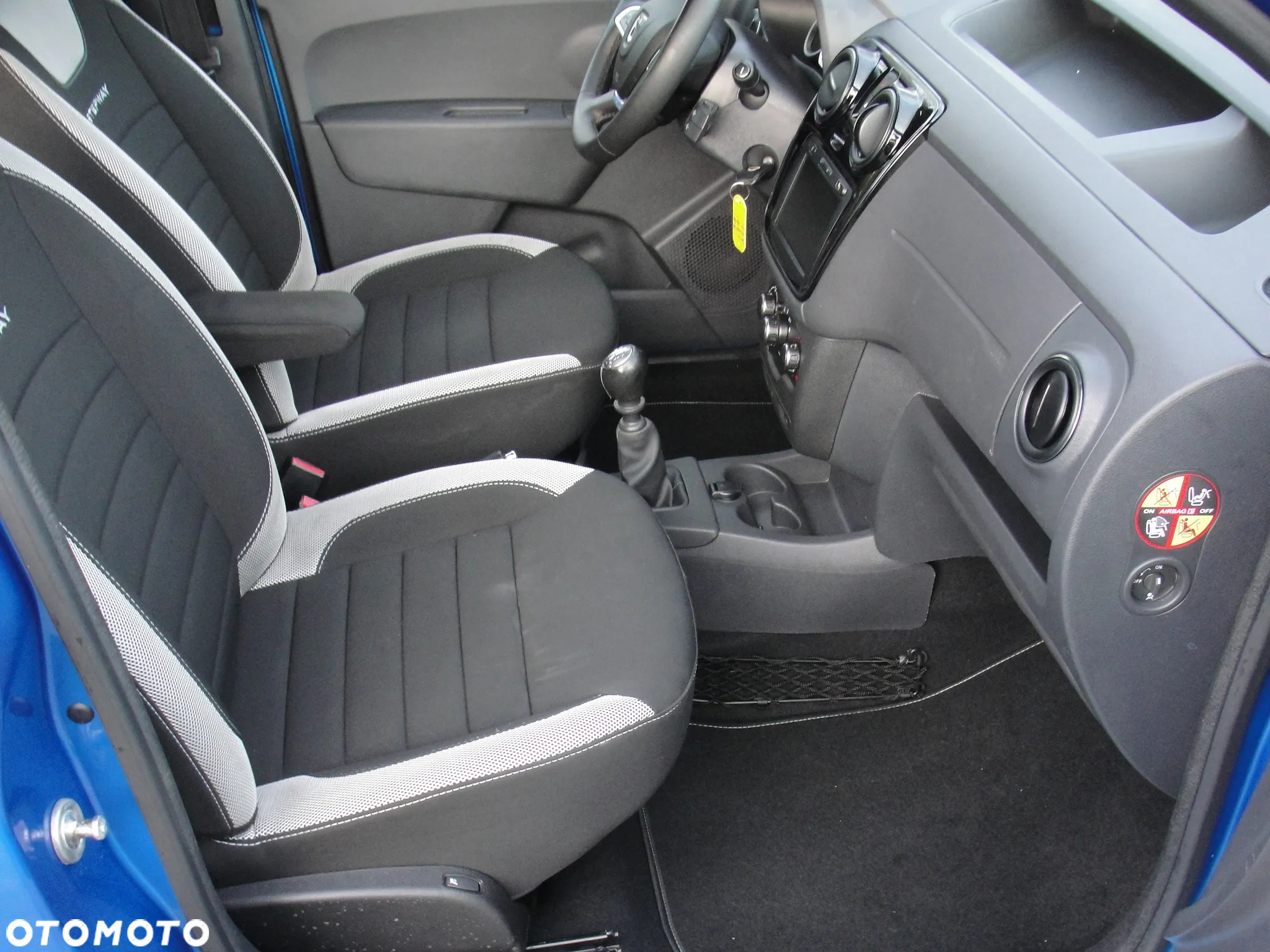 Dacia Dokker TCe 130 GPF Stepway Plus - 7