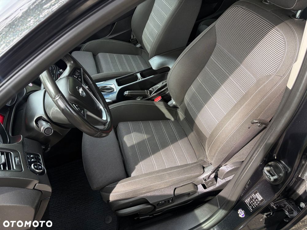 Opel Insignia 2.0 CDTI Sport - 30
