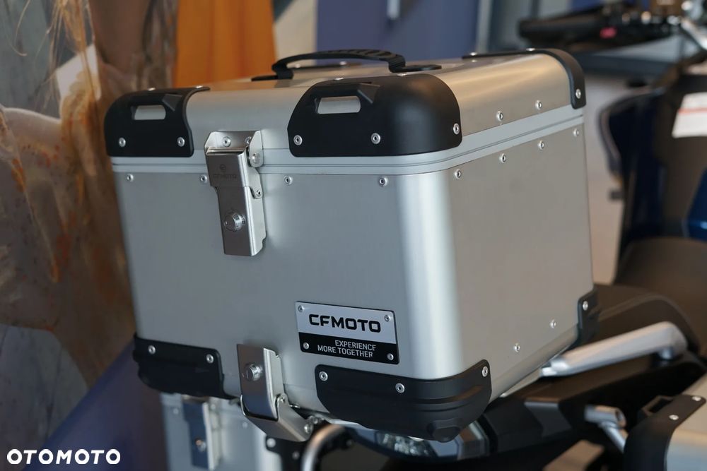 CFMoto 800MT Touring - 24