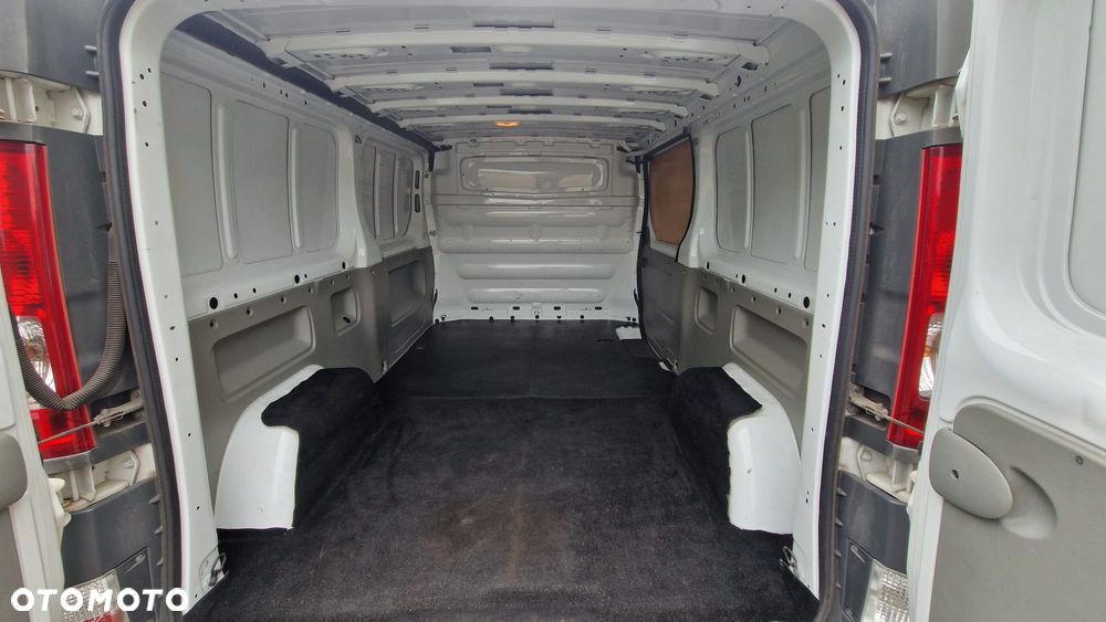 Renault Trafic - 21