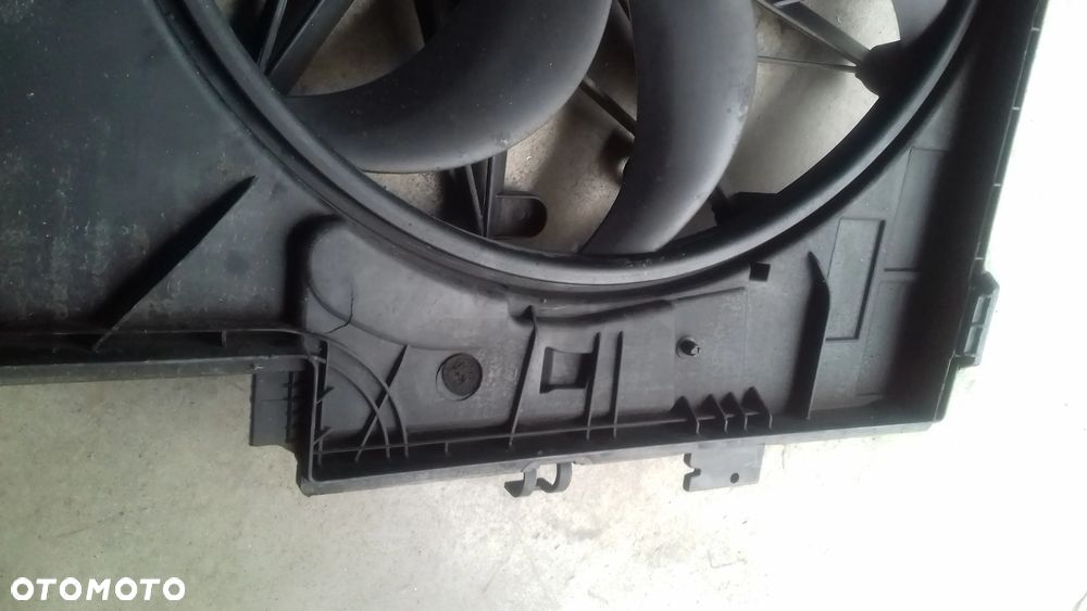 wentylator chłodnicy 67.32 7562594-02 17.42 7601176-03 BMW X3 F25 2.0D - 4