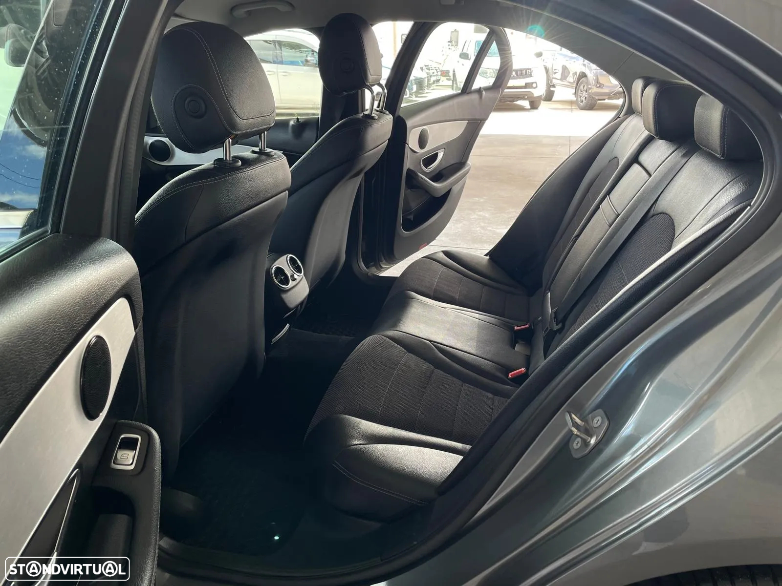 Mercedes-Benz C 220 (BlueTEC) d 7G-TRONIC Avantgarde - 36