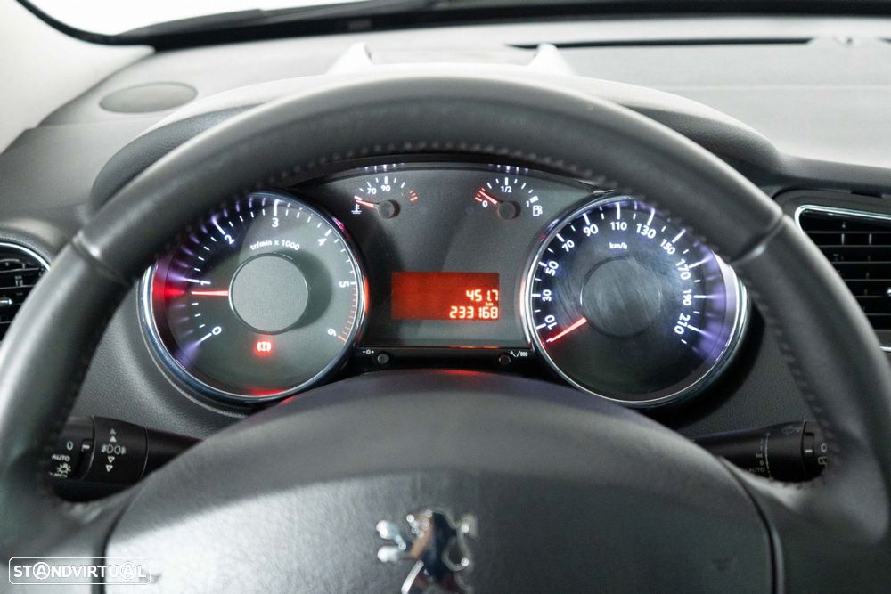 Peugeot 5008 1.6 HDi 7L Allure - 27