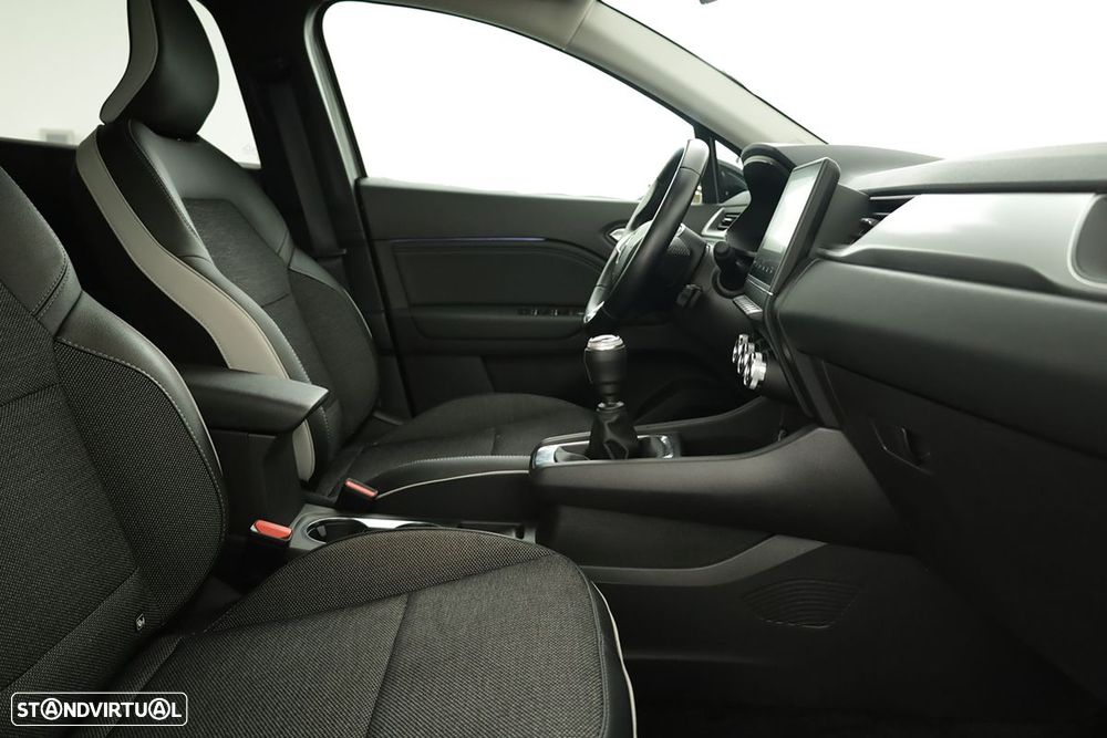 Renault Captur 1.0 TCe Techno Bi-Fuel - 18