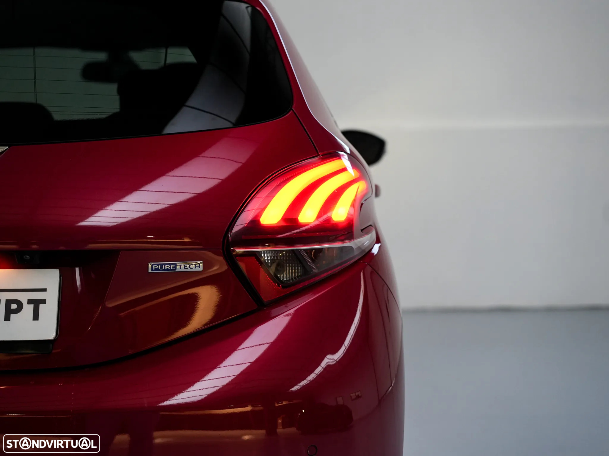 Peugeot 208 1.2 PureTech Style - 17