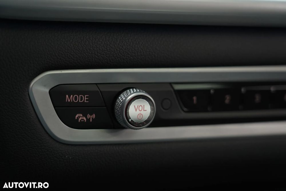 BMW X5 xDrive45e AT PHEV - 39