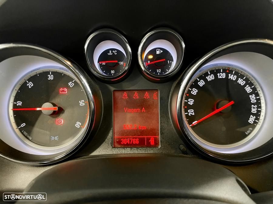 Opel Astra 1.7 CDTi Cosmo - 8