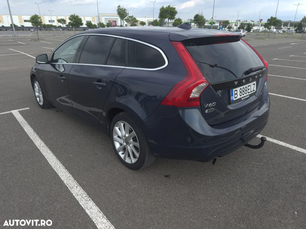 Volvo V60 D2 Geartronic Powershift Summum - 4
