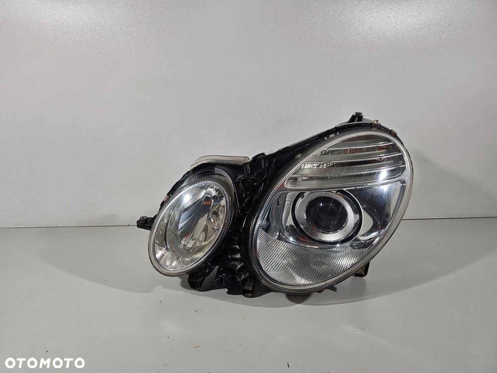 Mercedes E W211 Lift Lampa Przód Przednia Bi-Xenon Lewa Kompletna - 4